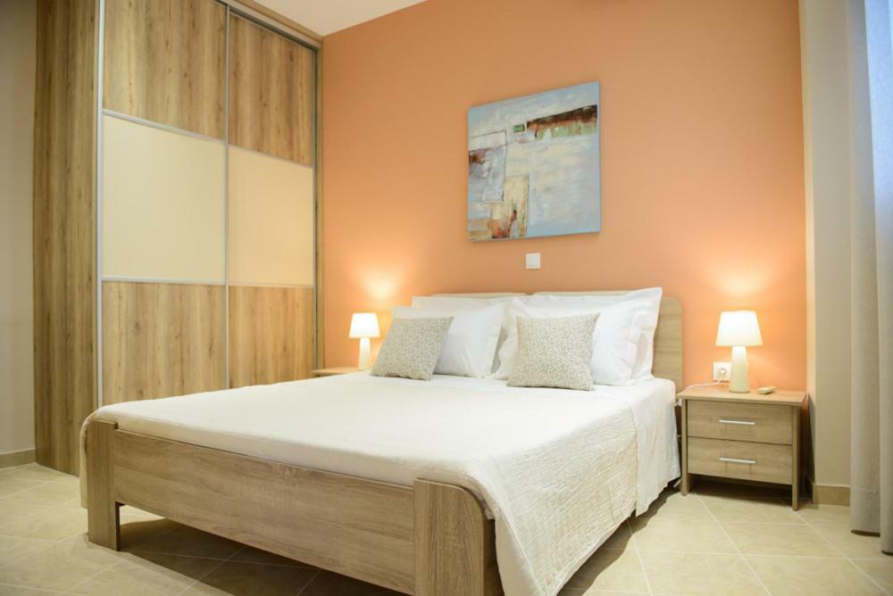אתונה Beautiful House In Alimos Near To The Beach And Metro מראה חיצוני תמונה