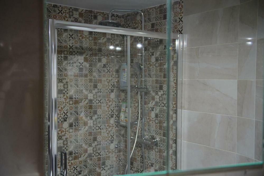 אתונה Beautiful House In Alimos Near To The Beach And Metro מראה חיצוני תמונה