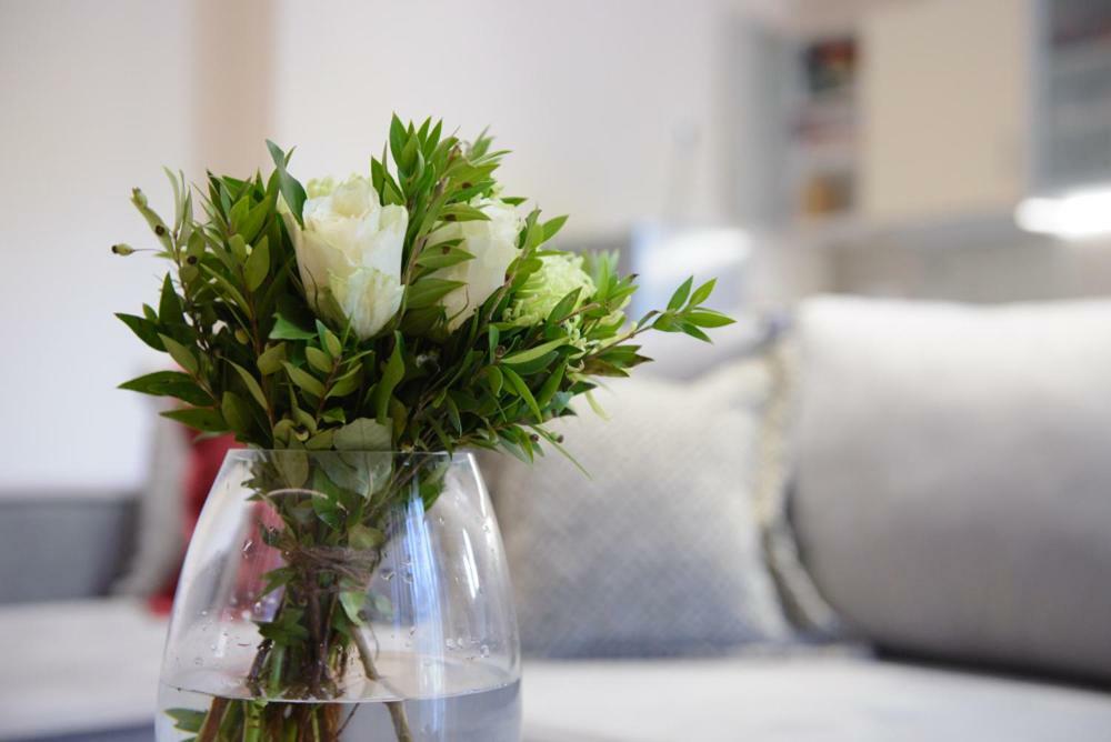 אתונה Beautiful House In Alimos Near To The Beach And Metro מראה חיצוני תמונה
